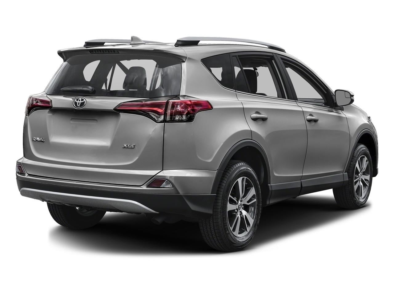 2017 Toyota RAV4 XLE FWD (GS)