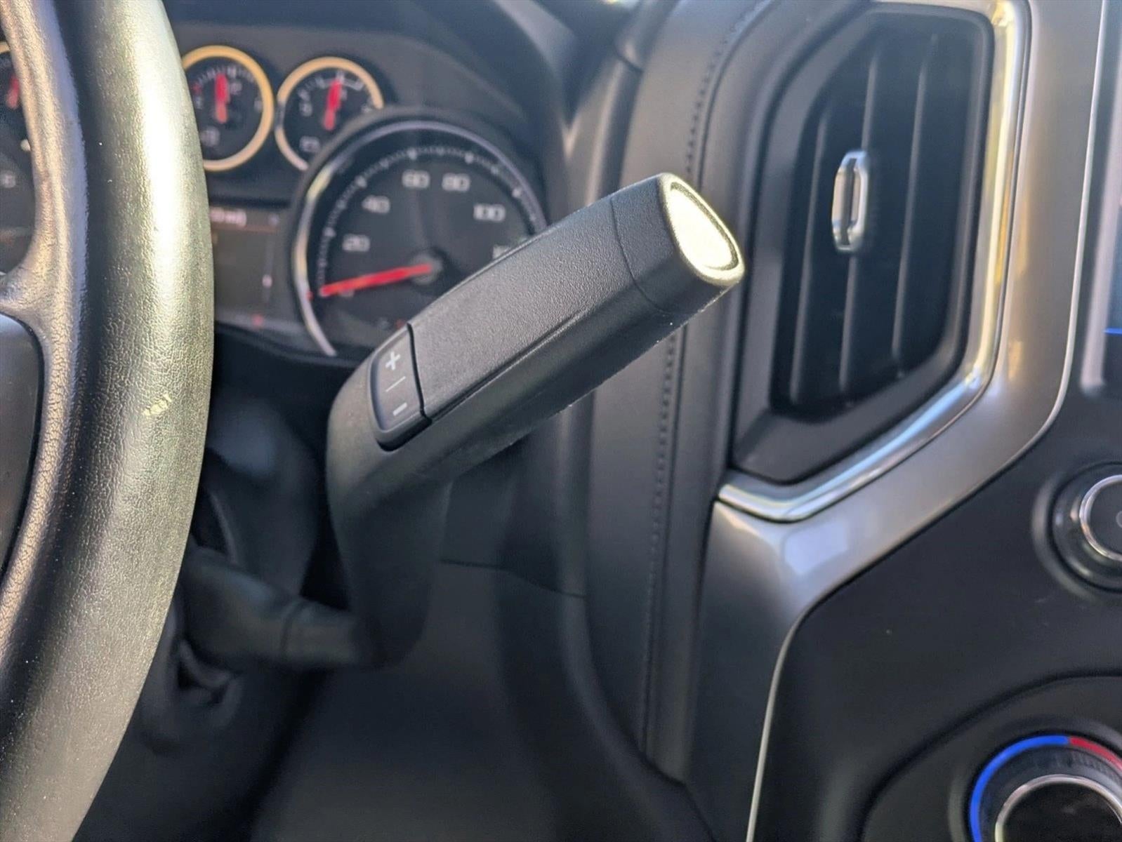 2020 Chevrolet Silverado 1500 Crew Cab Short Box 2-Wheel Drive RST