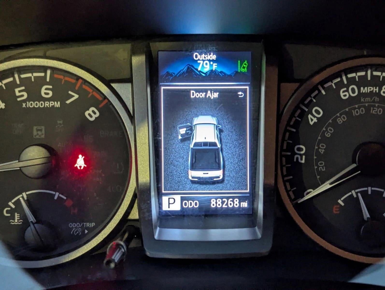 2022 Toyota Tacoma 2WD 2WD TRD Sport Double Cab 5' Bed V6 AT (Natl)