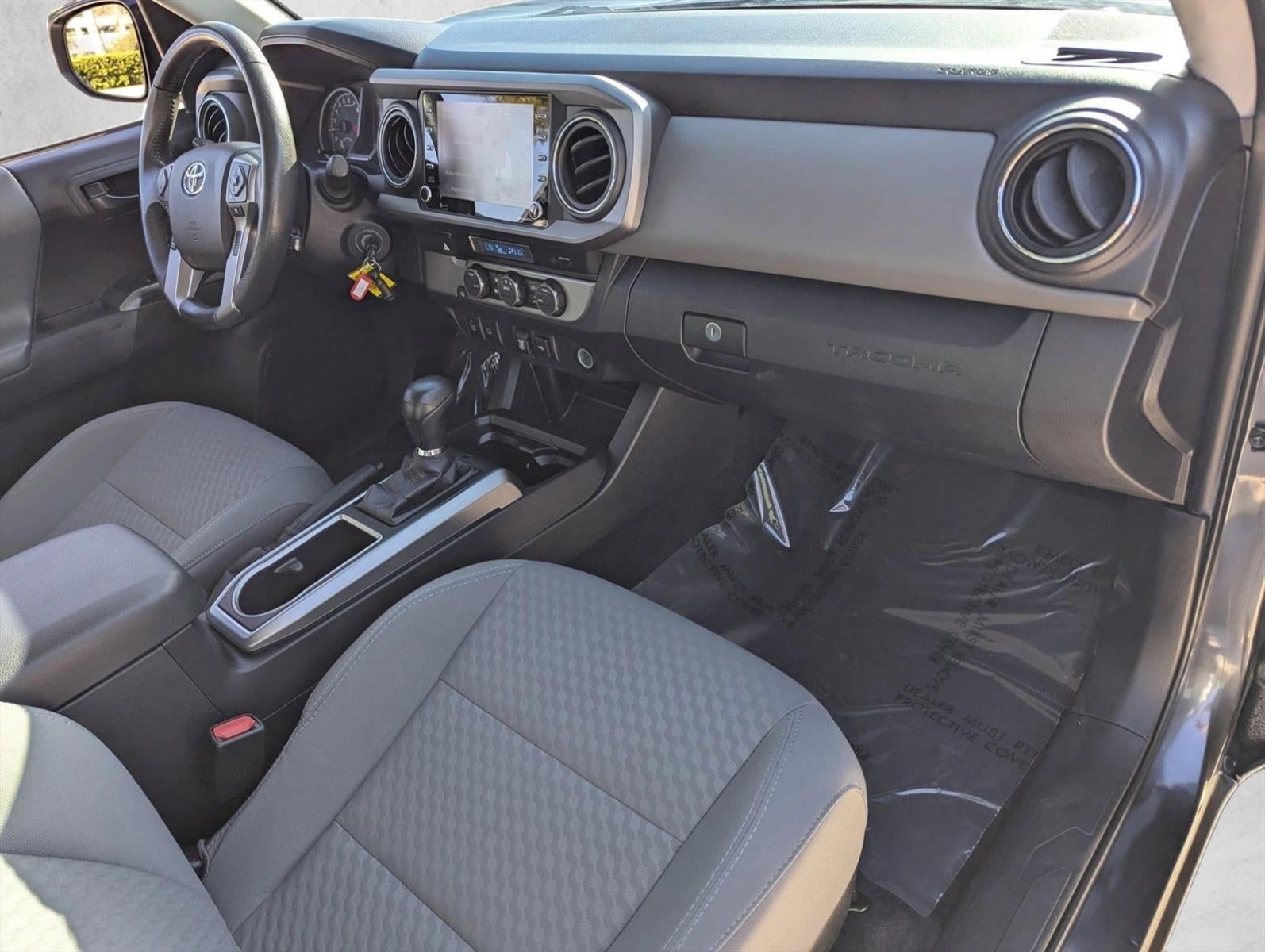 2022 Toyota Tacoma 2WD 2WD SR5 Double Cab 5' Bed V6 AT (GS)