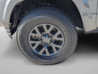 2022 Toyota Tacoma 2WD 2WD SR5 Double Cab 5' Bed V6 AT (GS)