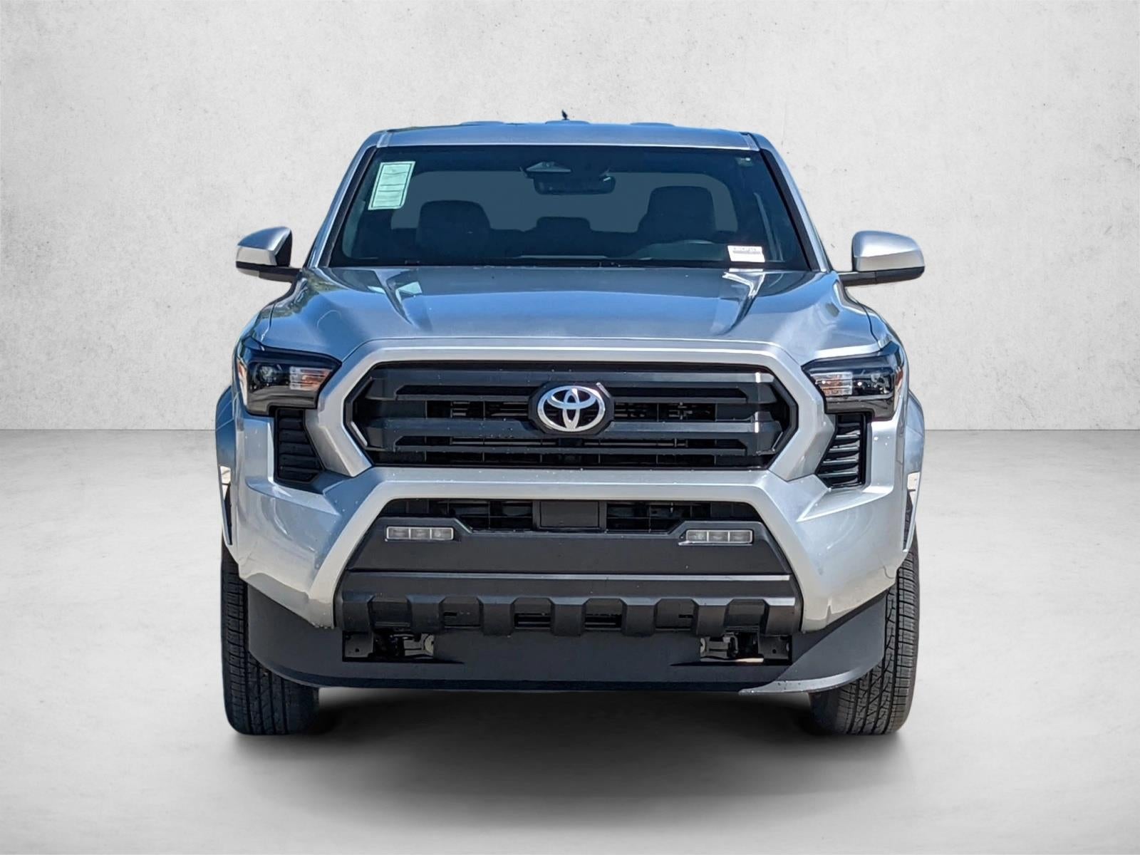 2024 Toyota Tacoma 4WD 4WD SR5 Double Cab 5' Bed AT (Natl)