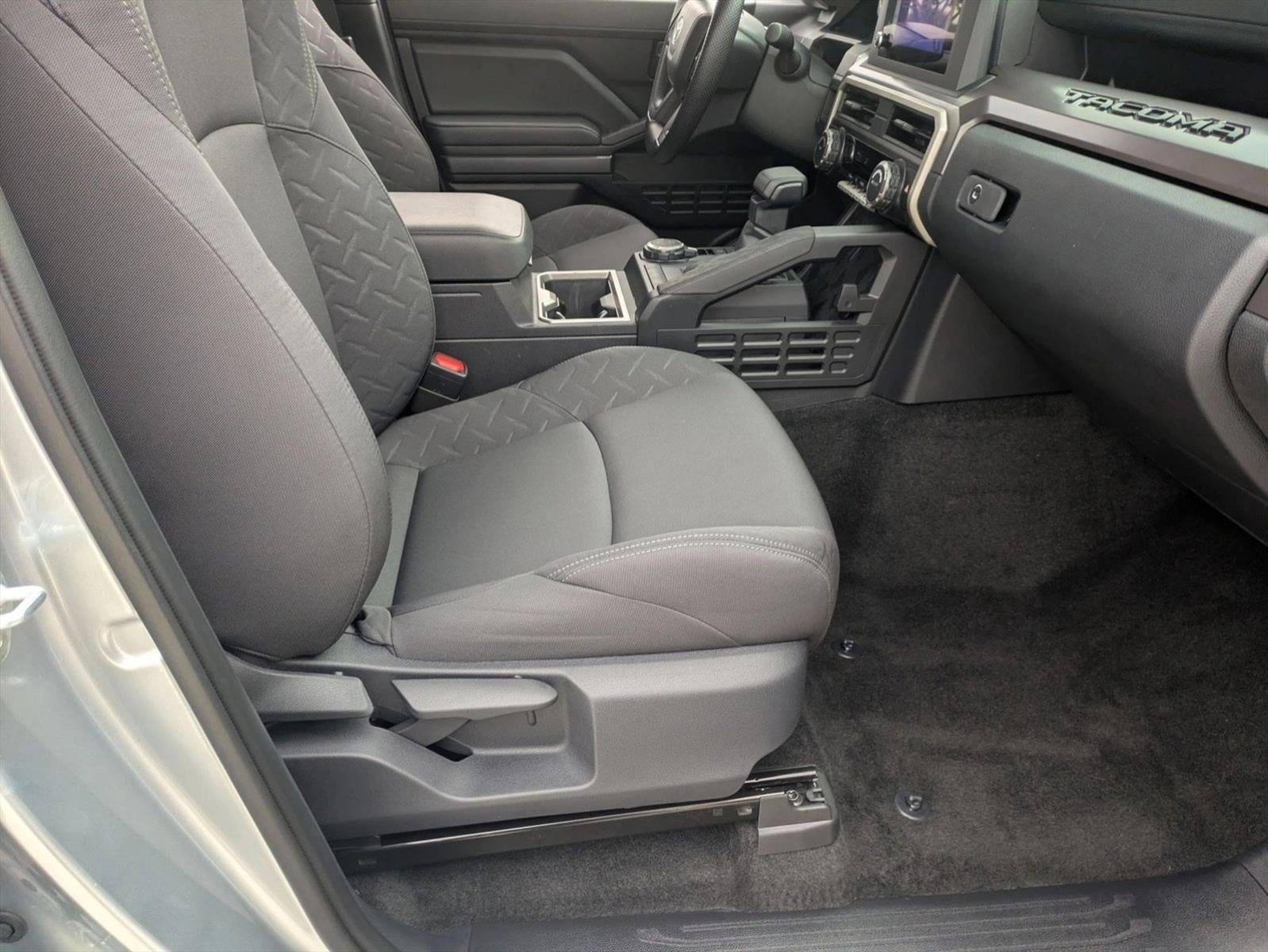 2024 Toyota Tacoma 4WD 4WD SR5 Double Cab 5' Bed AT (Natl)