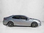 2019 Toyota Camry SE Auto (SE)