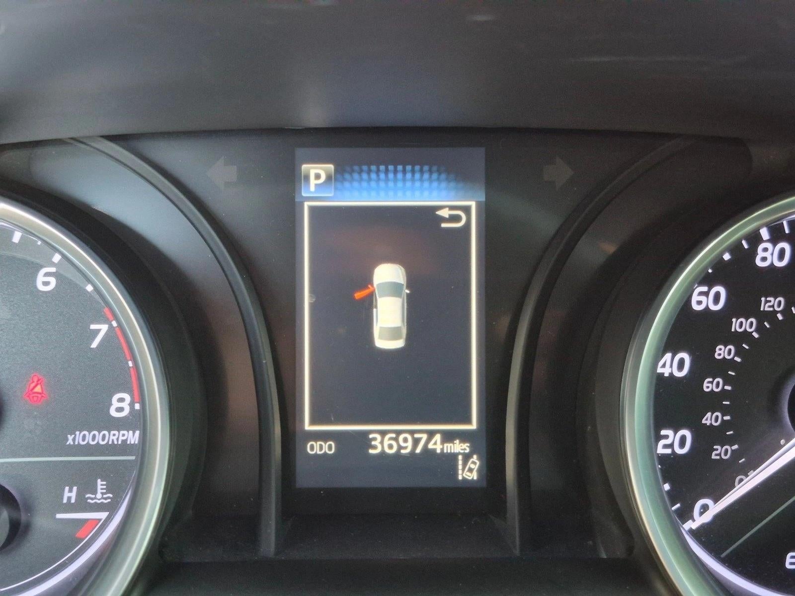 2018 Toyota Camry LE Auto (SE)