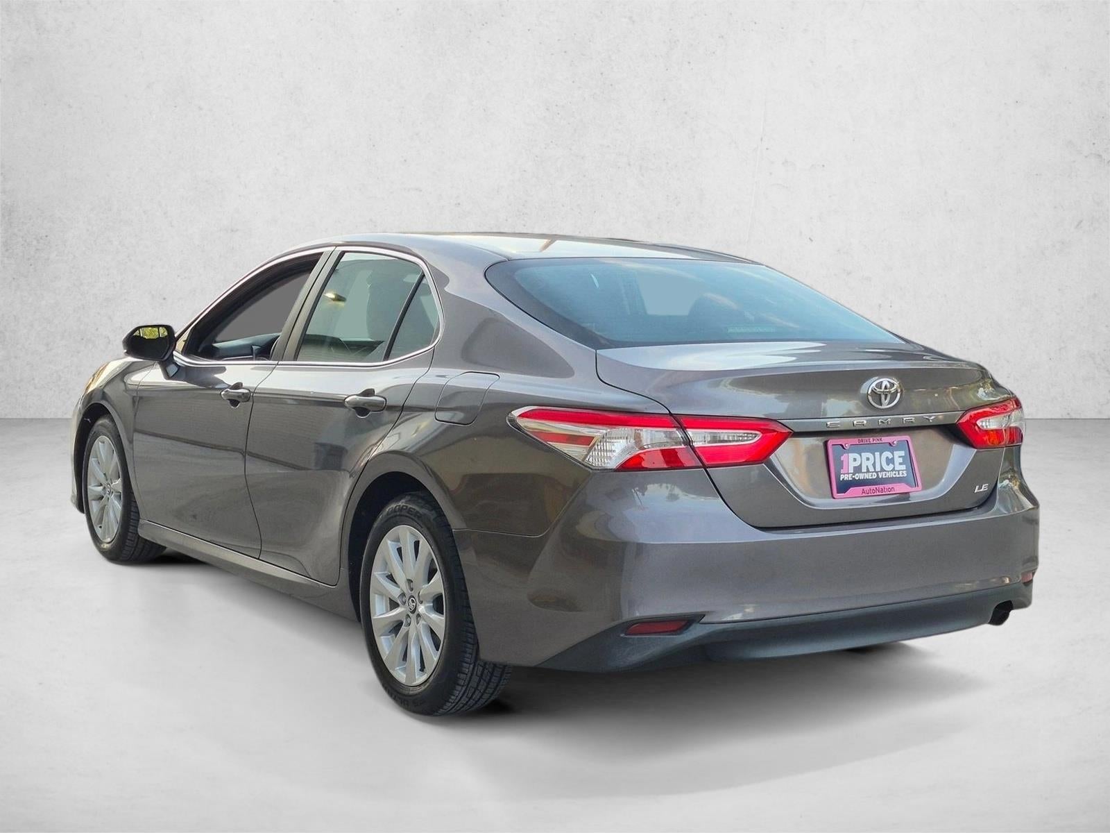 2018 Toyota Camry LE Auto (SE)