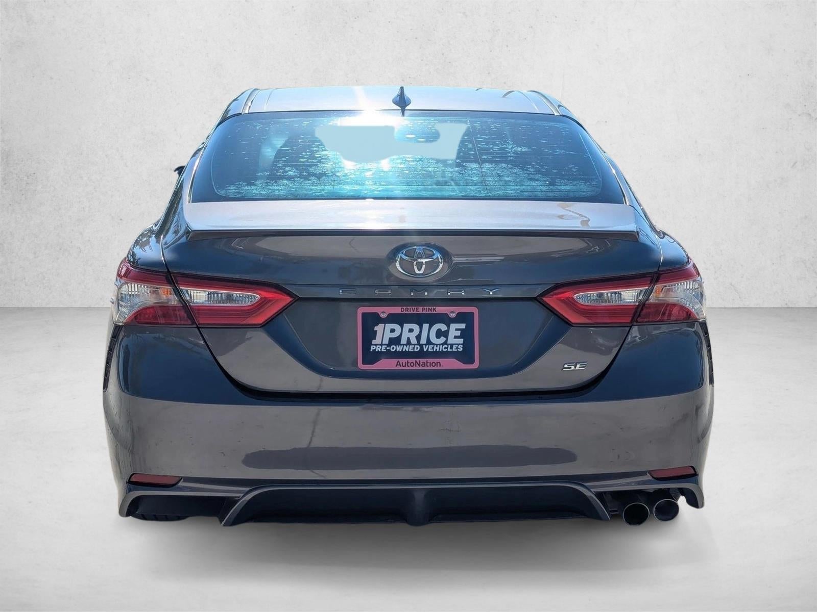 2019 Toyota Camry SE Auto (SE)