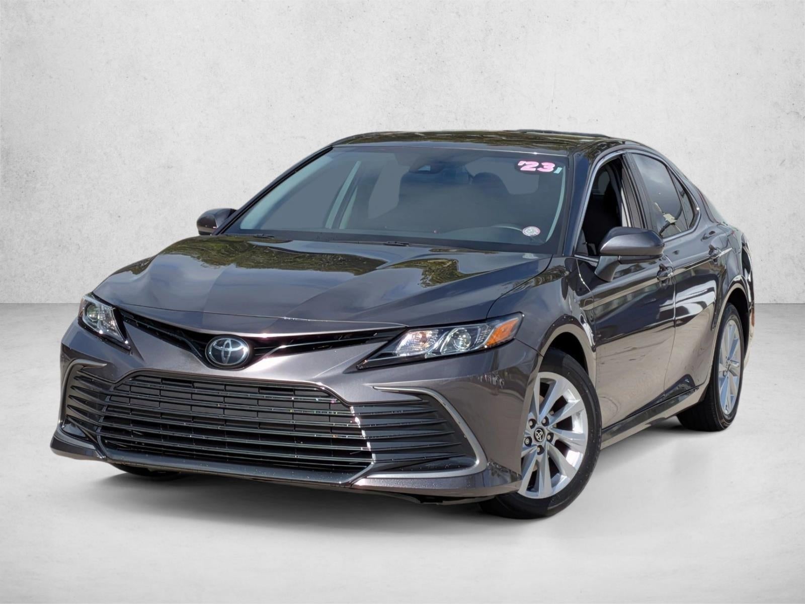 2023 Toyota Camry LE Auto (SE)