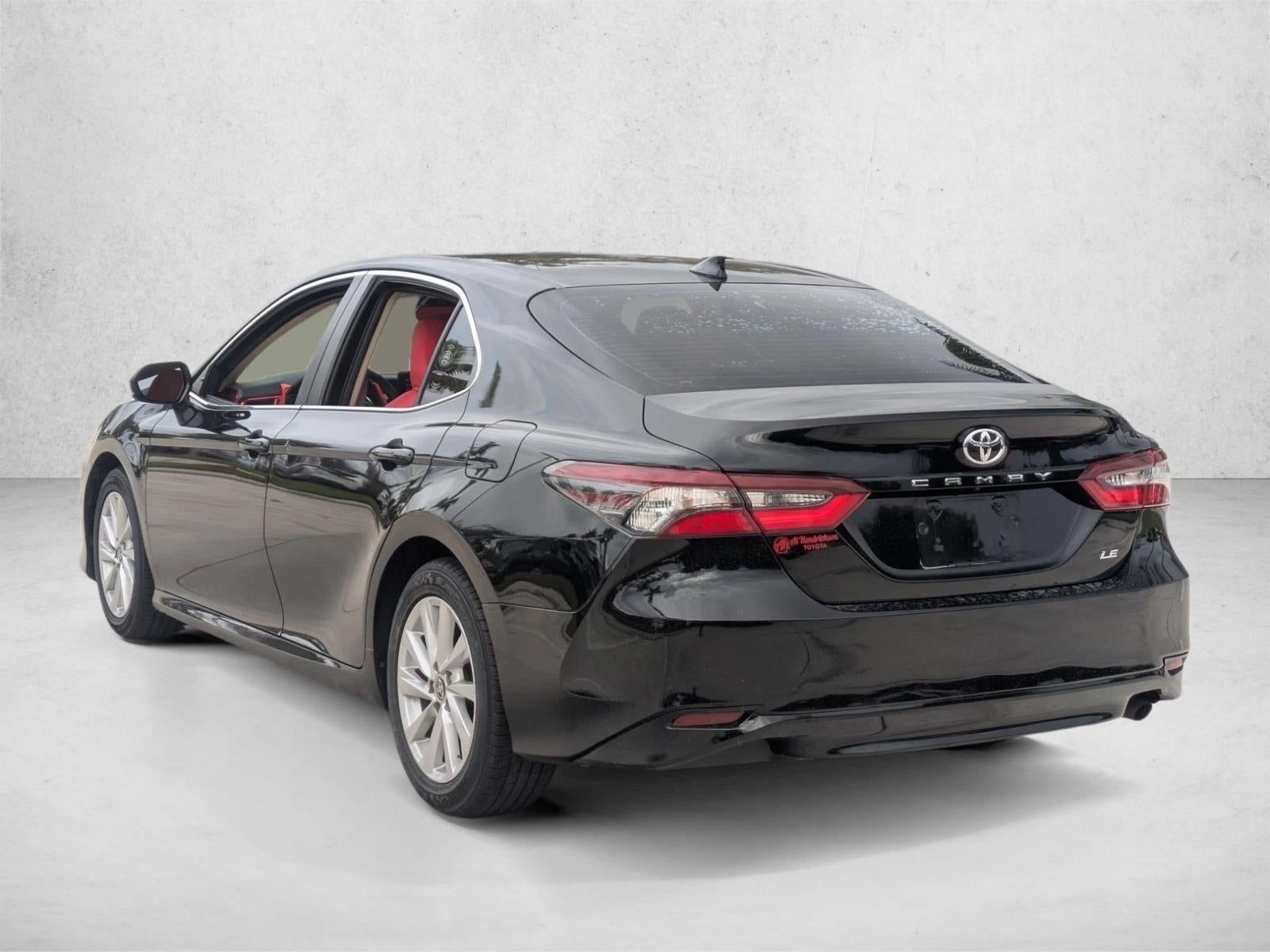 2023 Toyota Camry LE Auto (SE)