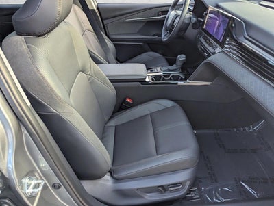 2025 Toyota Camry XLE (SE)