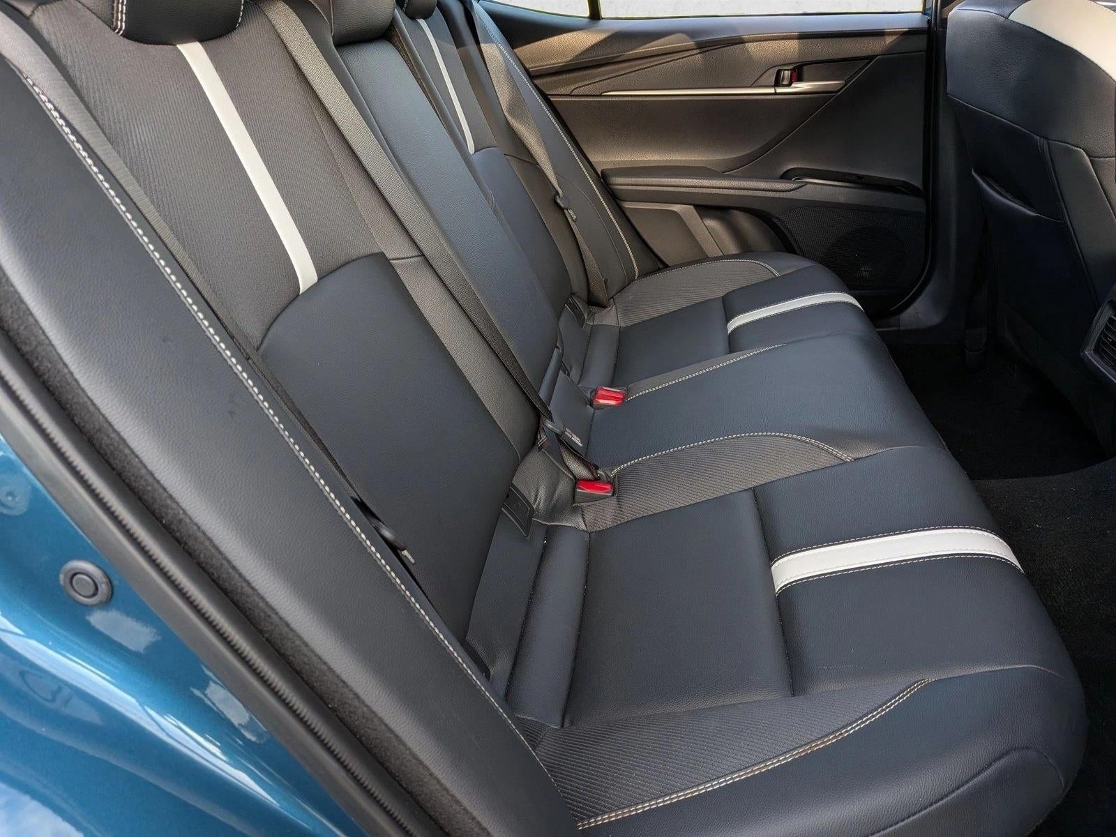 2025 Toyota Camry SE (SE)