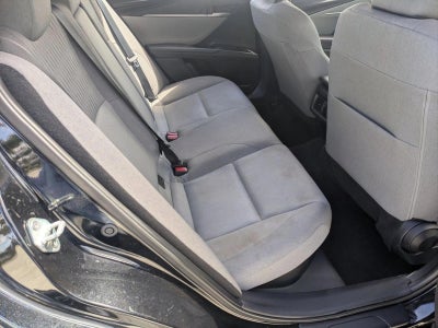 2025 Toyota Camry LE (Natl)