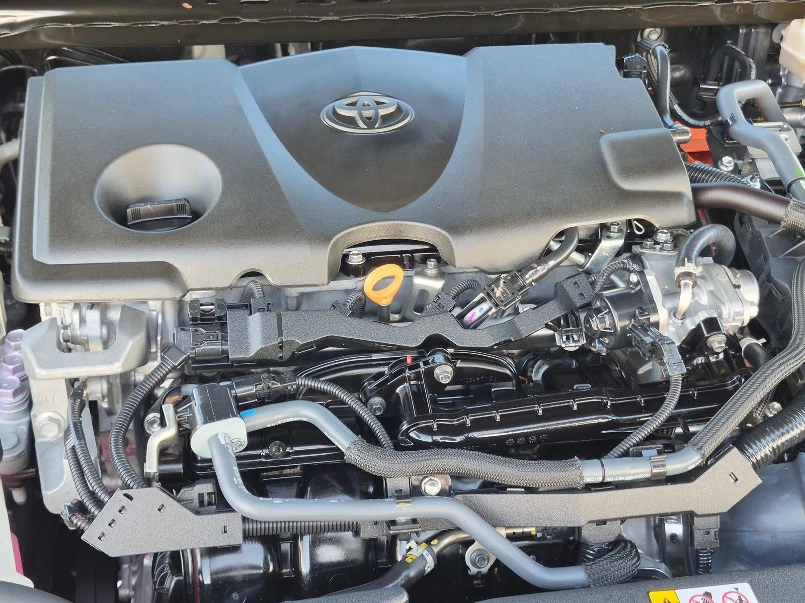 2025 Toyota Camry SE (SE)