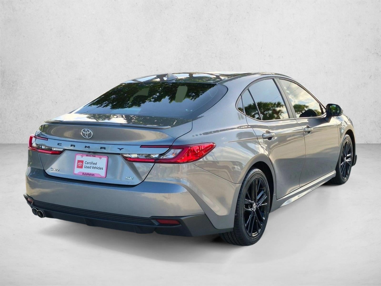 2025 Toyota Camry SE (SE)