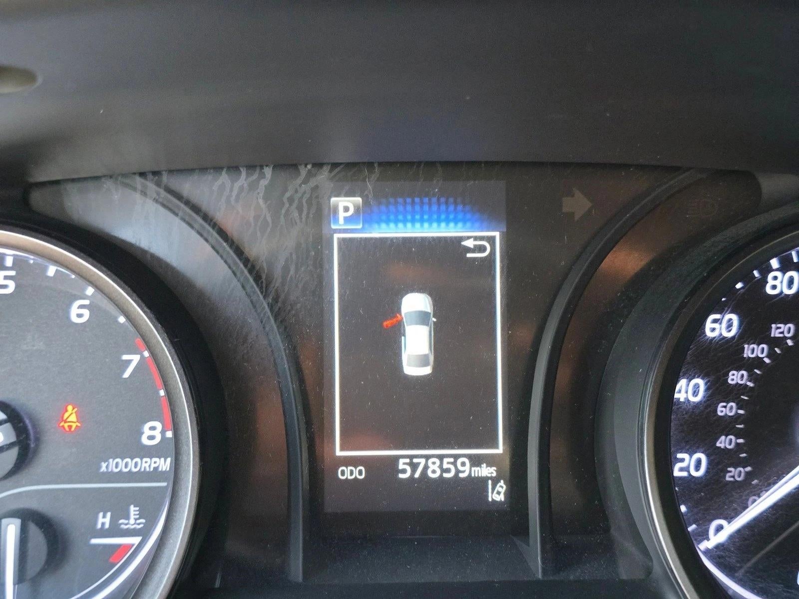2021 Toyota Camry SE Auto (SE)