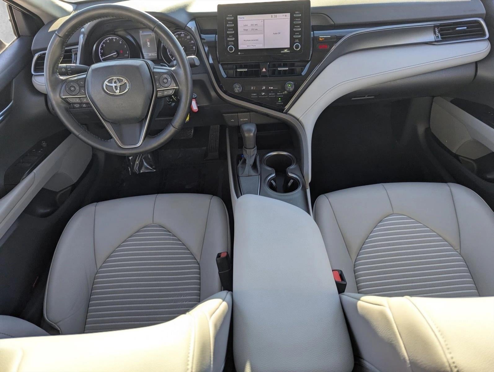 2021 Toyota Camry SE Auto (SE)