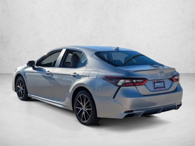 2021 Toyota Camry SE Auto (SE)