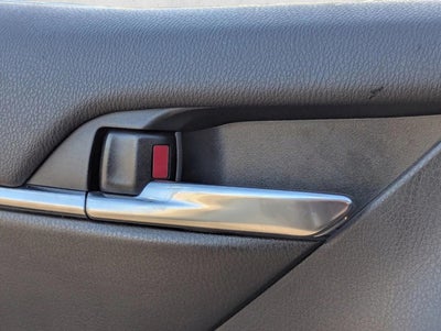 2024 Toyota Camry SE Auto (SE)