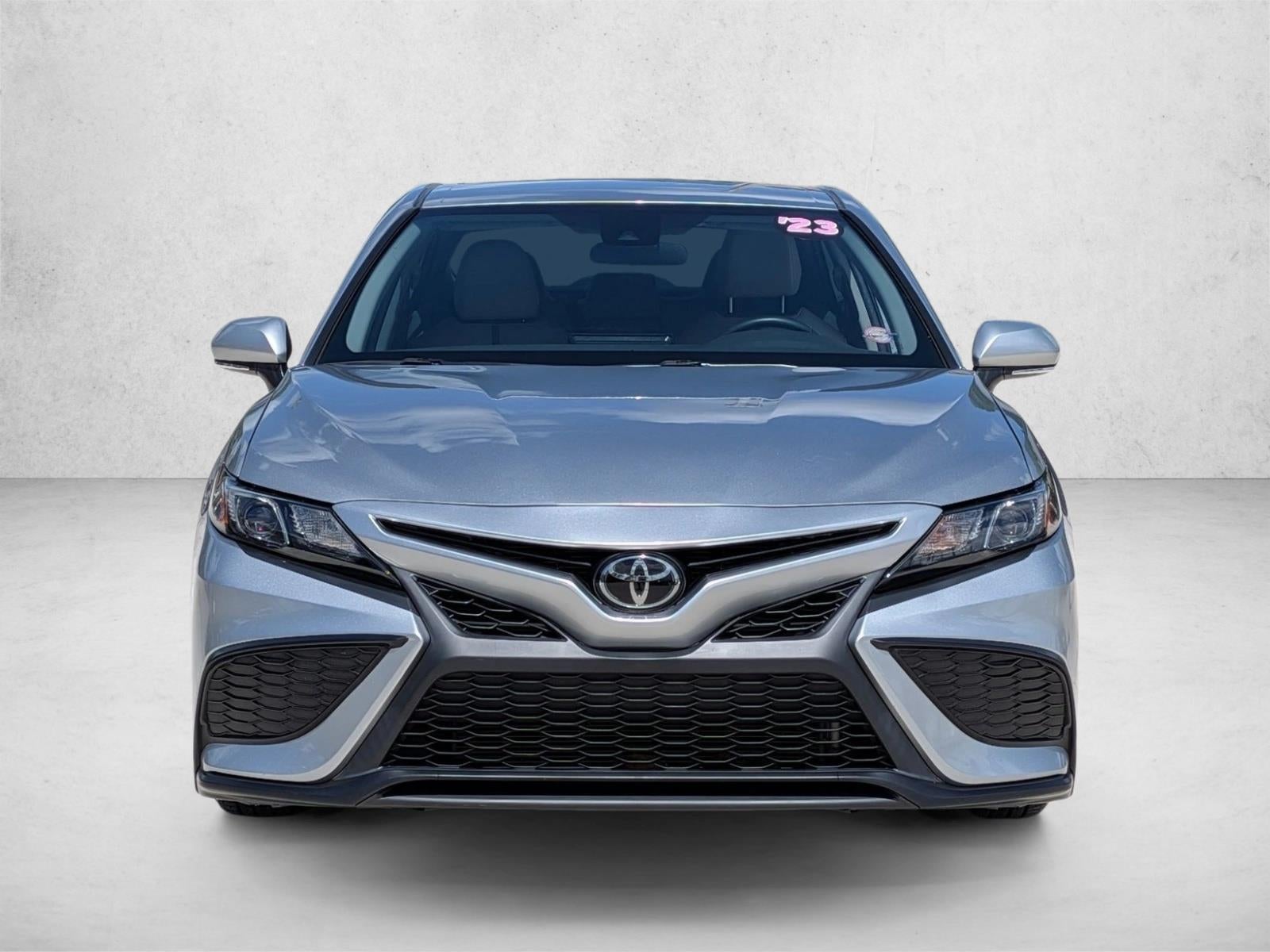 2023 Toyota Camry SE Auto (SE)