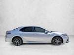 2023 Toyota Camry SE Auto (SE)