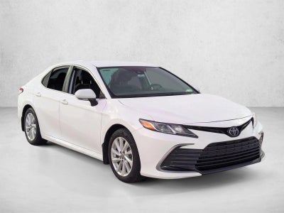 2024 Toyota Camry LE Auto (SE)