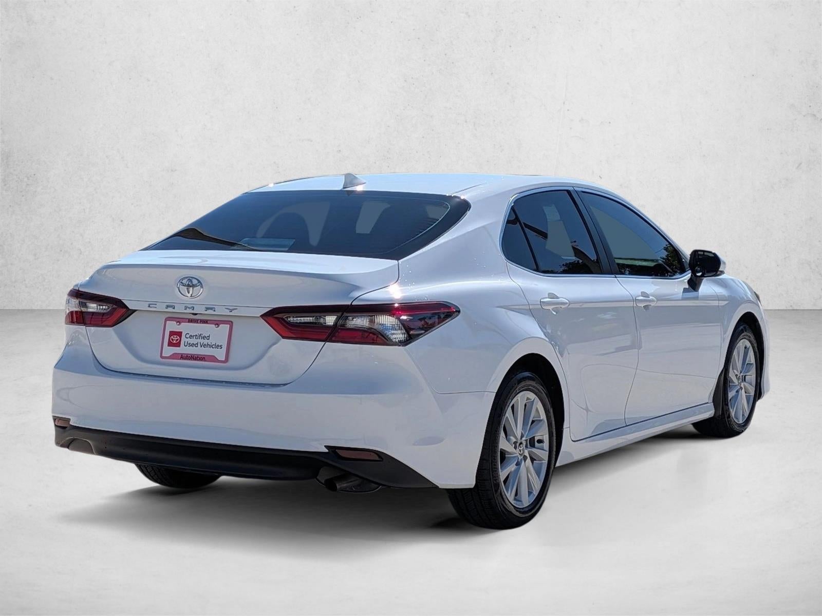 2024 Toyota Camry LE Auto (SE)