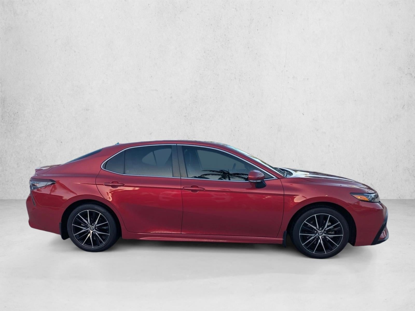 2023 Toyota Camry SE Auto (SE)