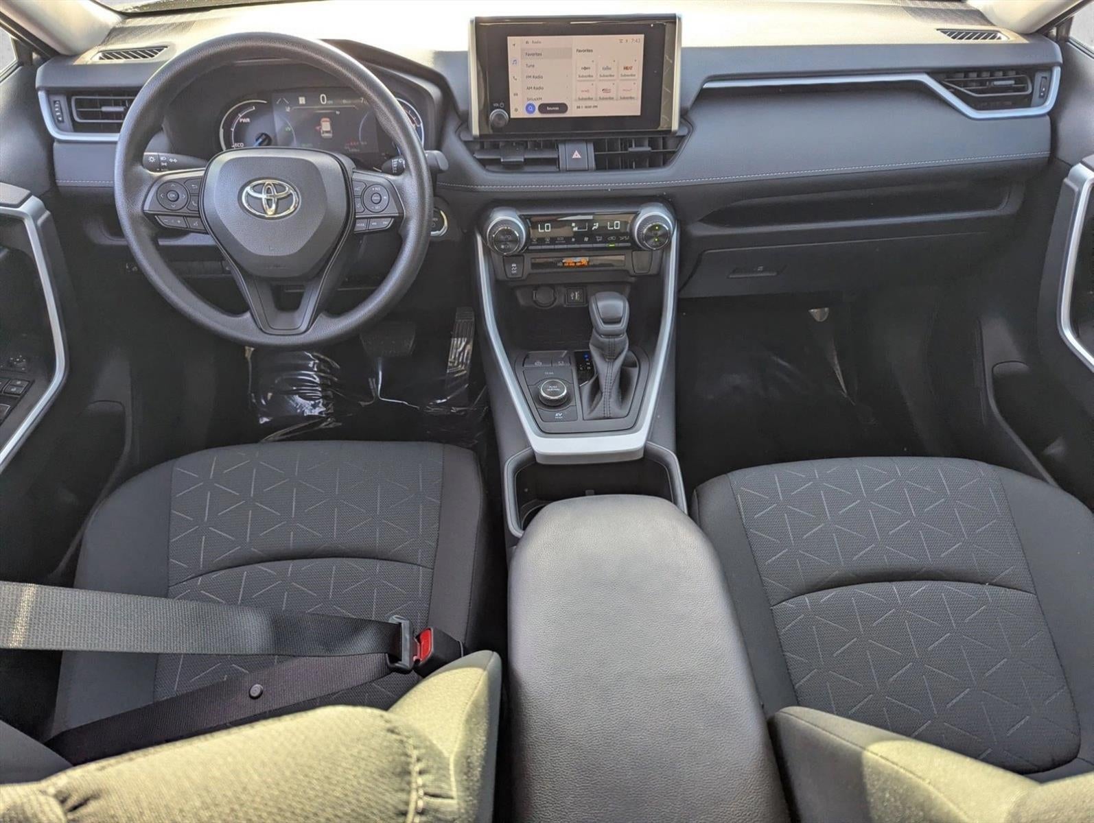 2025 Toyota RAV4 Hybrid XLE AWD (Natl)