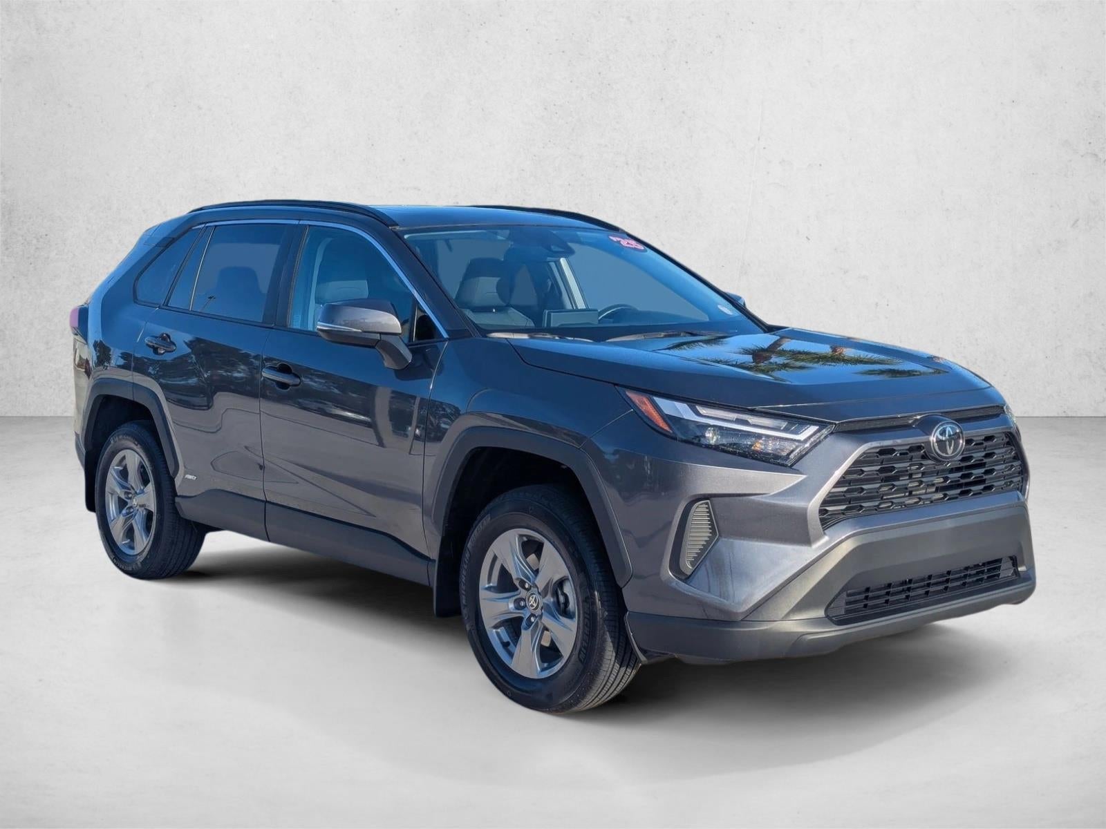 2025 Toyota RAV4 Hybrid XLE AWD (Natl)
