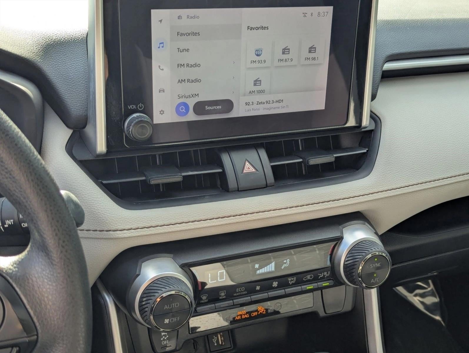 2023 Toyota RAV4 Hybrid XLE AWD (Natl)