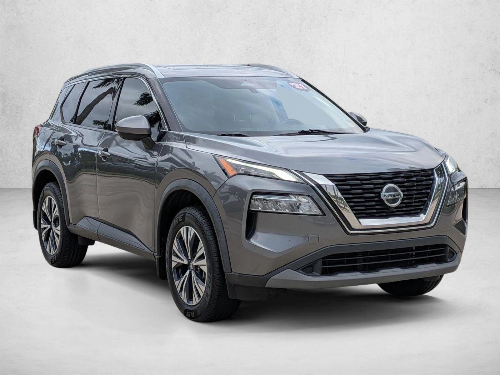 2021 Nissan Rogue FWD SV