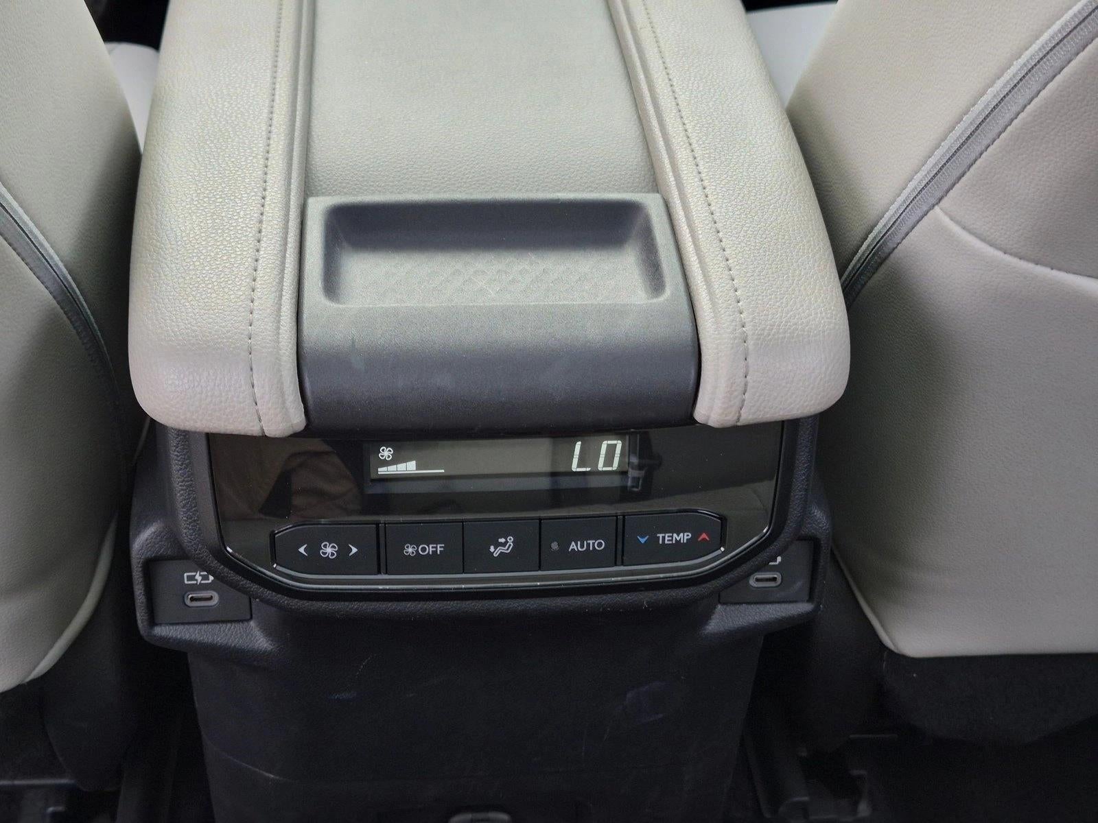 2025 Toyota Grand Highlander XLE FWD (Natl)