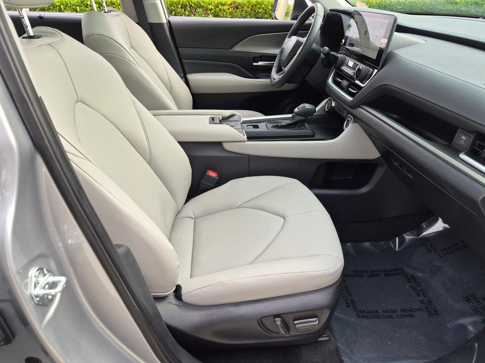 2025 Toyota Grand Highlander XLE FWD (Natl)