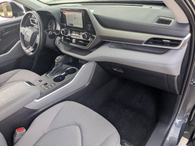 2024 Toyota Highlander LE FWD (Natl)