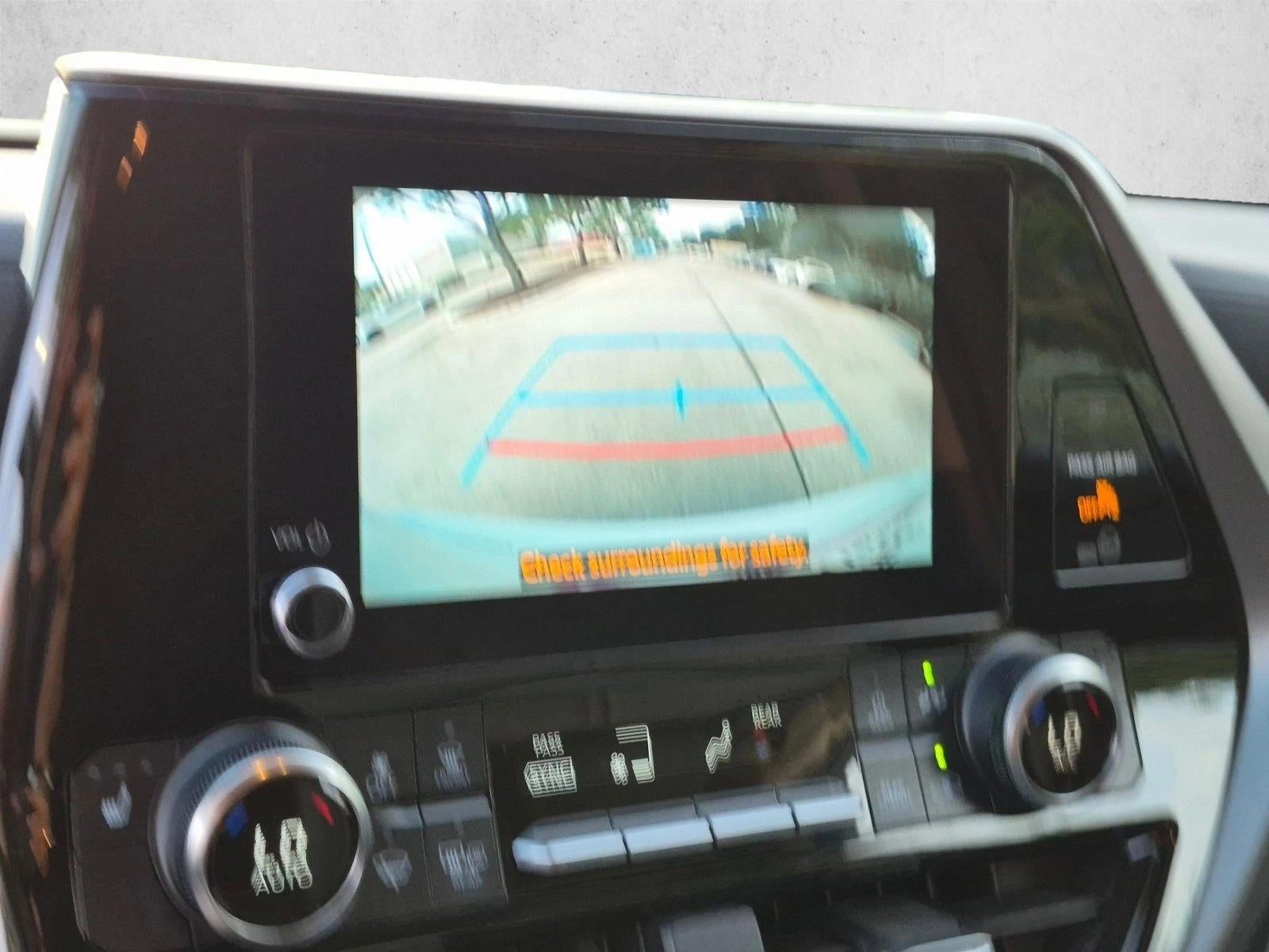 2024 Toyota Highlander XLE FWD (Natl)