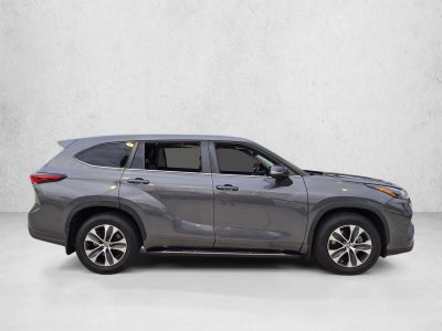 2024 Toyota Highlander XLE FWD (Natl)