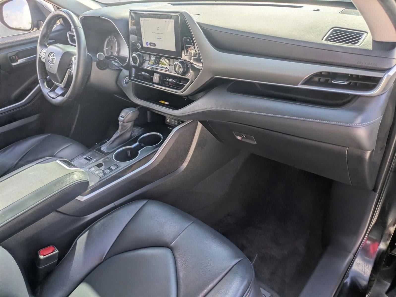 2023 Toyota Highlander XLE FWD (Natl)