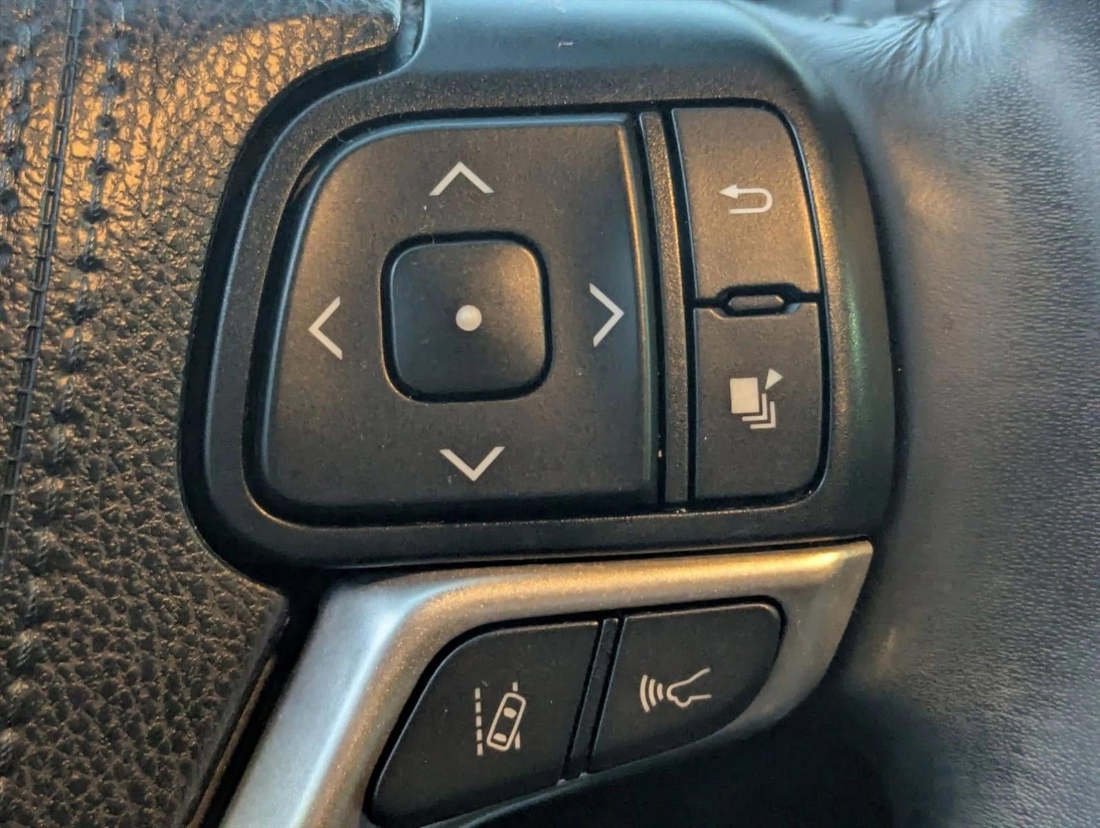 2019 Toyota Highlander SE V6 FWD (Natl)