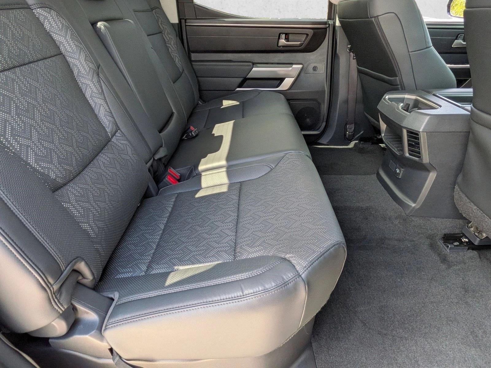 2023 Toyota Tundra 4WD 4WD SR5 CrewMax 5.5' Bed (SE)