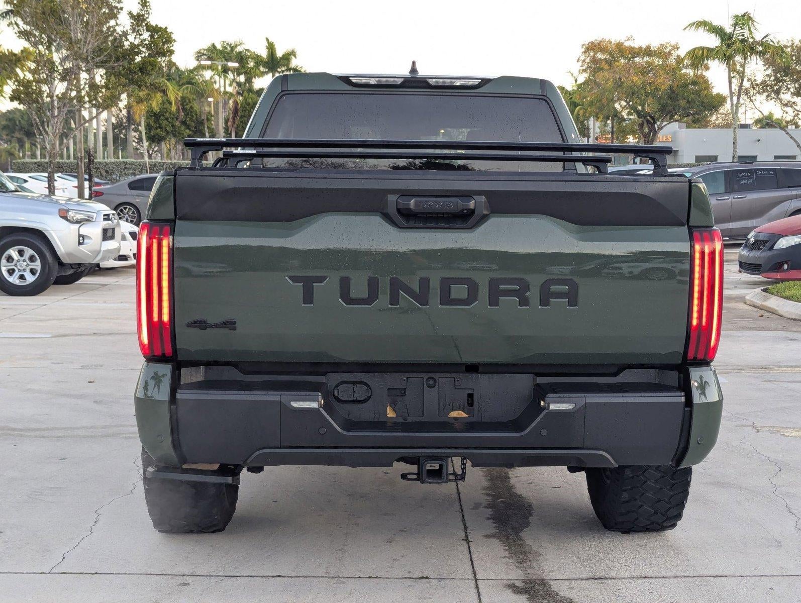 2023 Toyota Tundra 4WD 4WD SR5 CrewMax 5.5' Bed (SE)