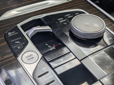 2025 BMW X5 xDrive50e Plug-In Hybrid