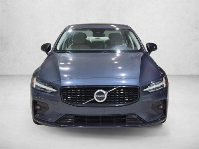 2023 Volvo S60 B5 AWD Plus Dark Theme
