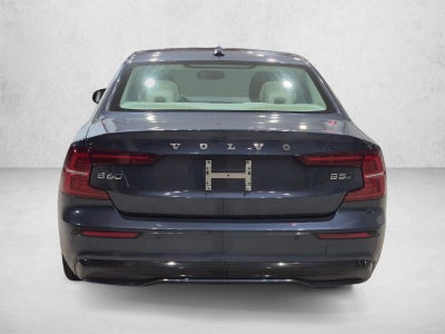 2023 Volvo S60 B5 AWD Plus Dark Theme