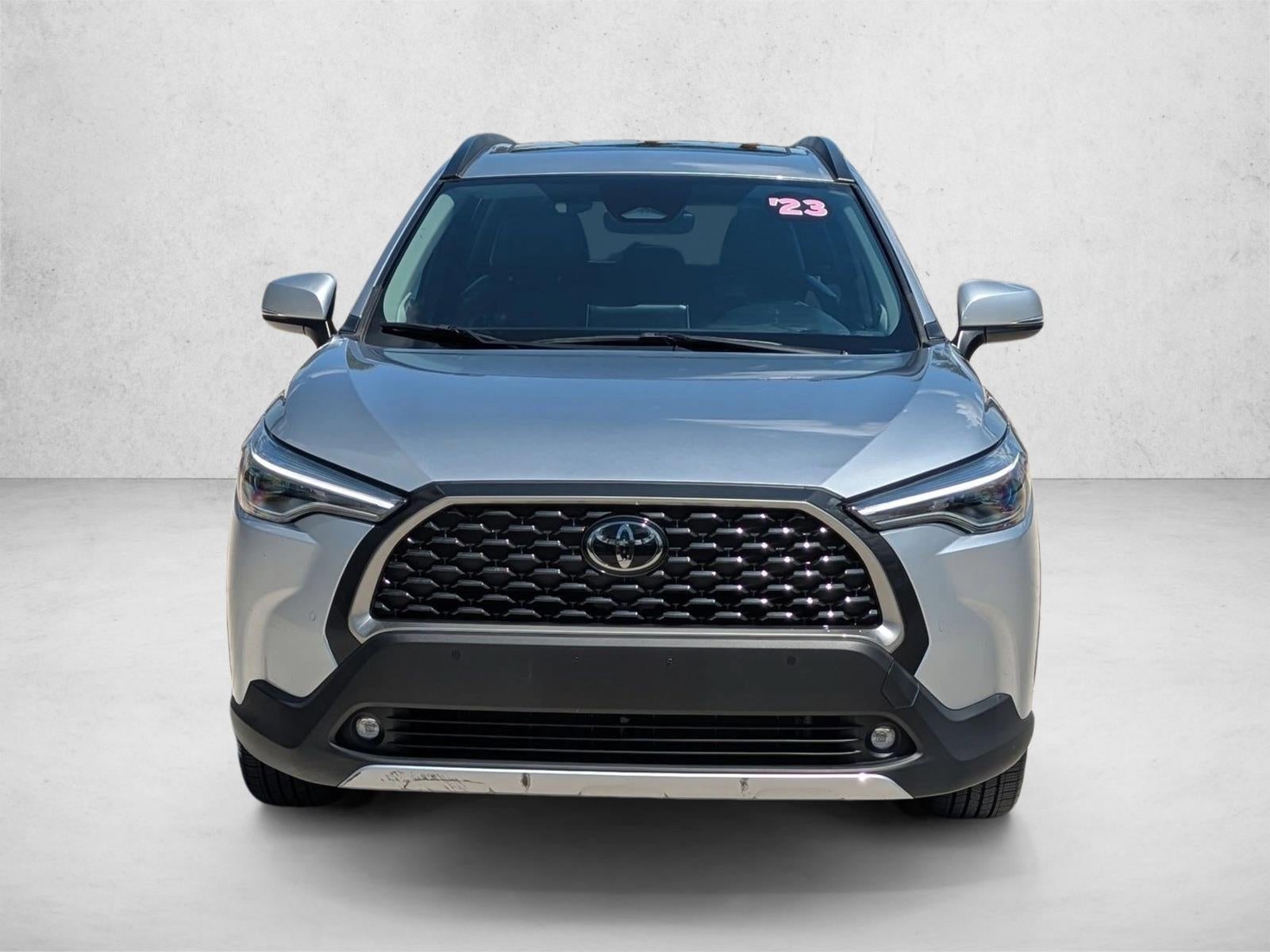 2023 Toyota Corolla Cross XLE 4WD (Natl)