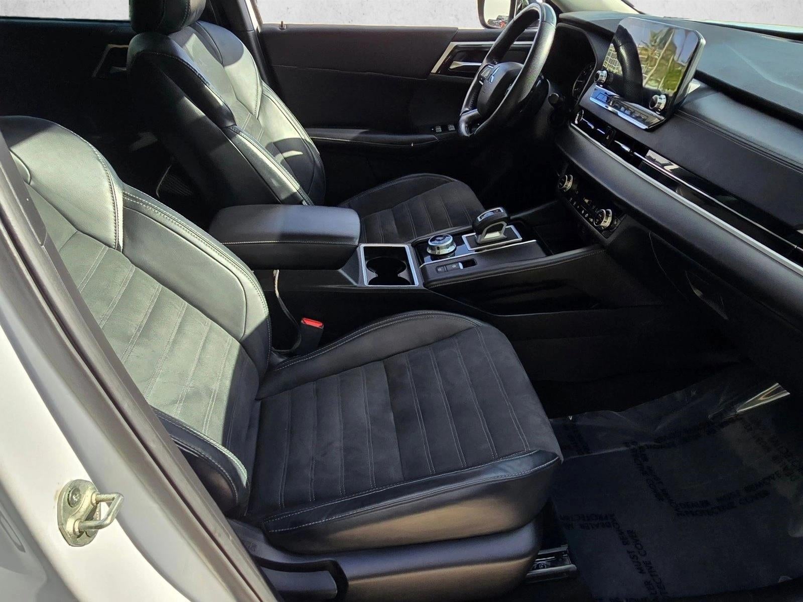 2022 Mitsubishi Outlander SE FWD