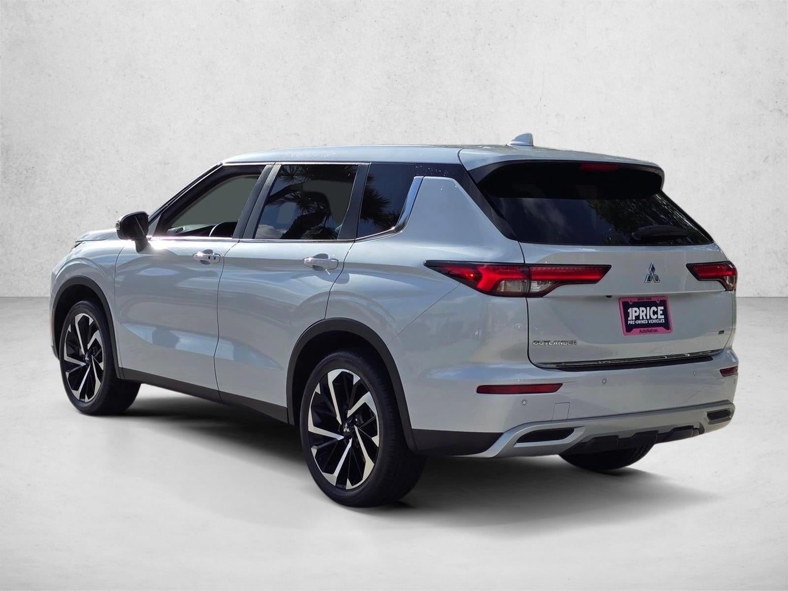 2022 Mitsubishi Outlander SE FWD