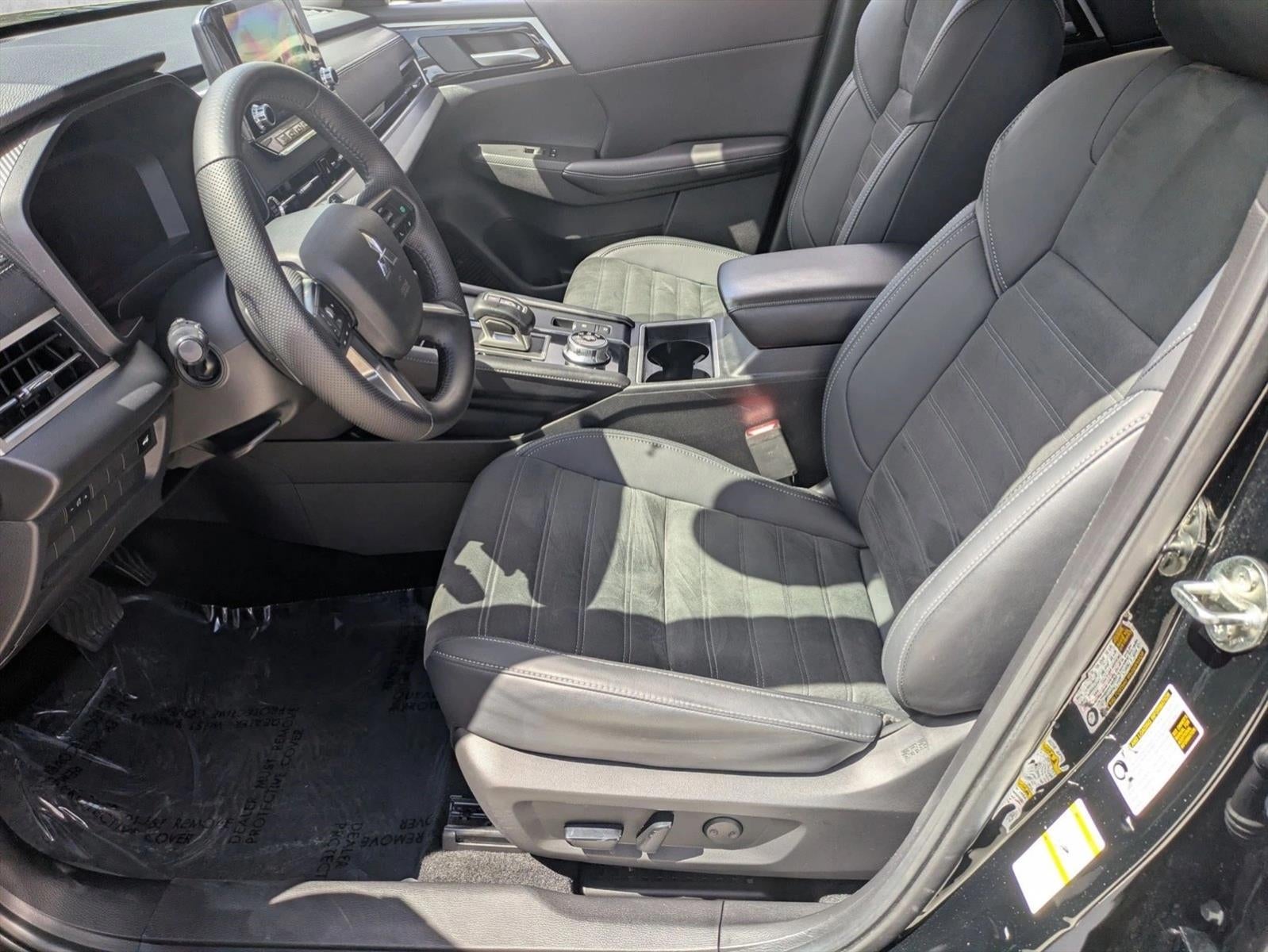 2024 Mitsubishi Outlander SE FWD