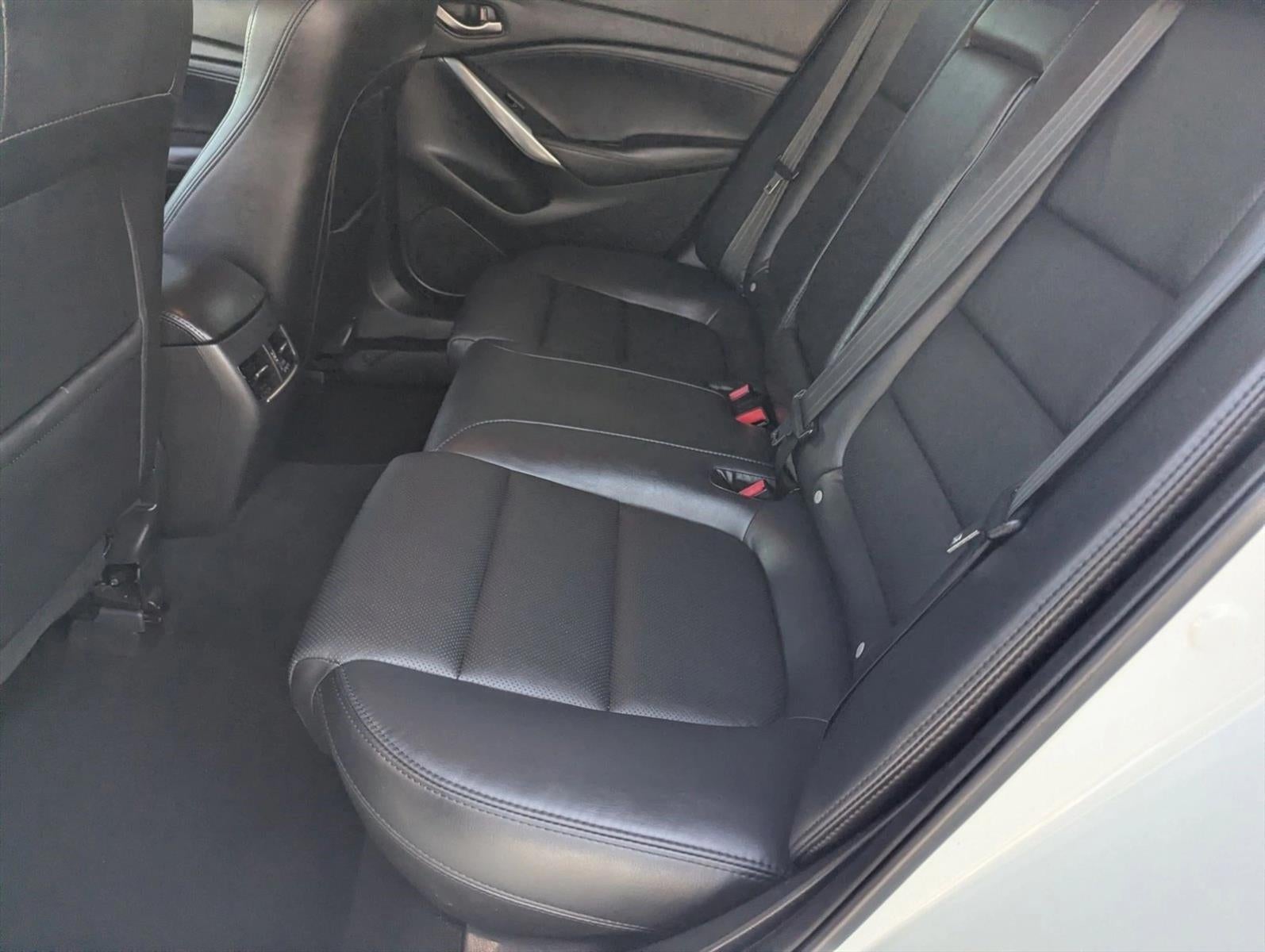2016 Mazda Mazda6 4dr Sdn Auto i Touring