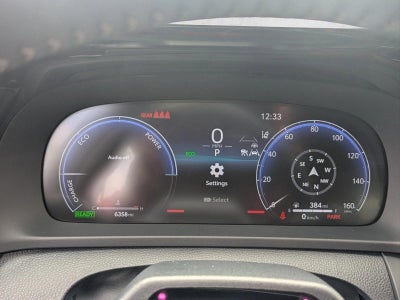 2025 Toyota Crown Signia Limited AWD (Natl)