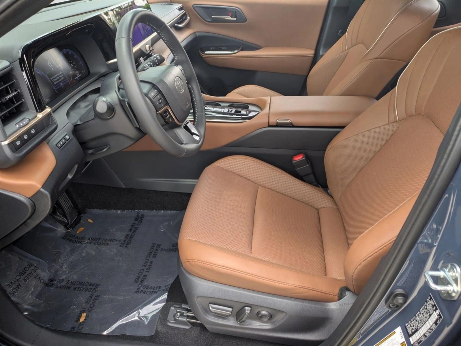 2025 Toyota Crown Signia Limited AWD (Natl)